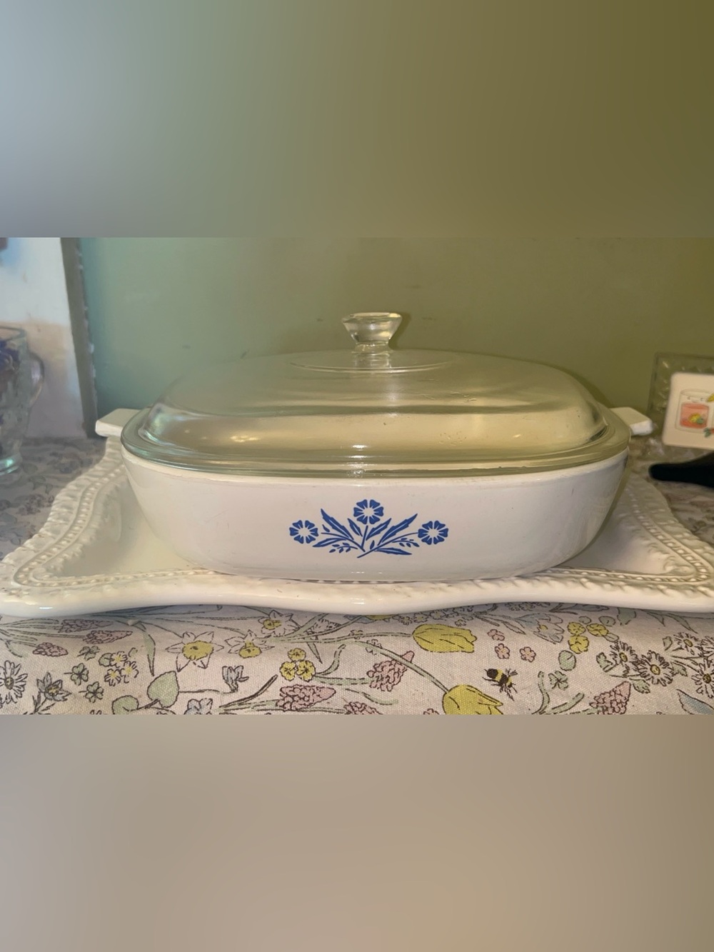 Corning Ware P-10-B (10-inch) Blue Cornflower casserole dish with Lid